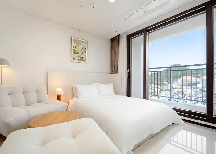 Apartment Urbanstay Cityhall Busan