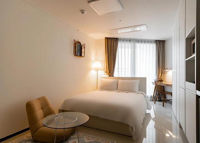 Urbanstay Cityhall Busan