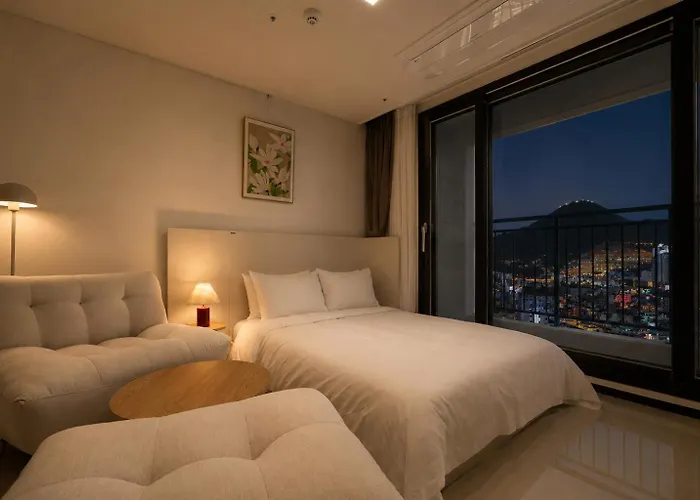Urbanstay Cityhall Busan