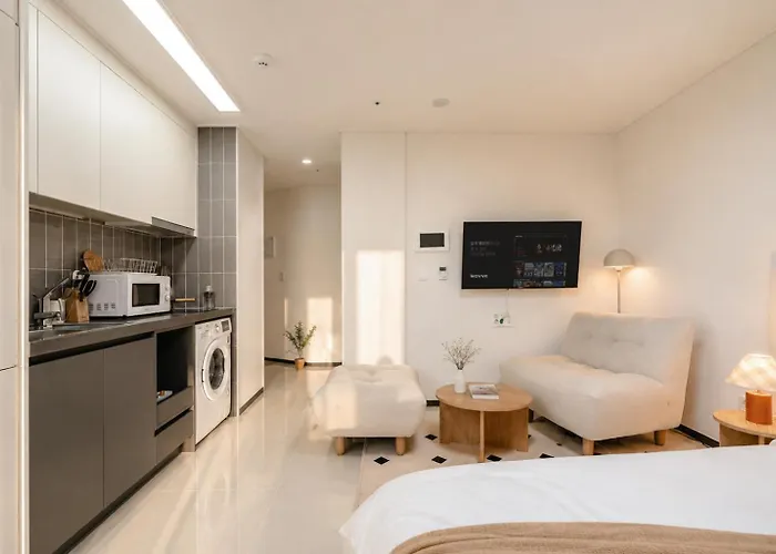 Urbanstay Cityhall * Busan